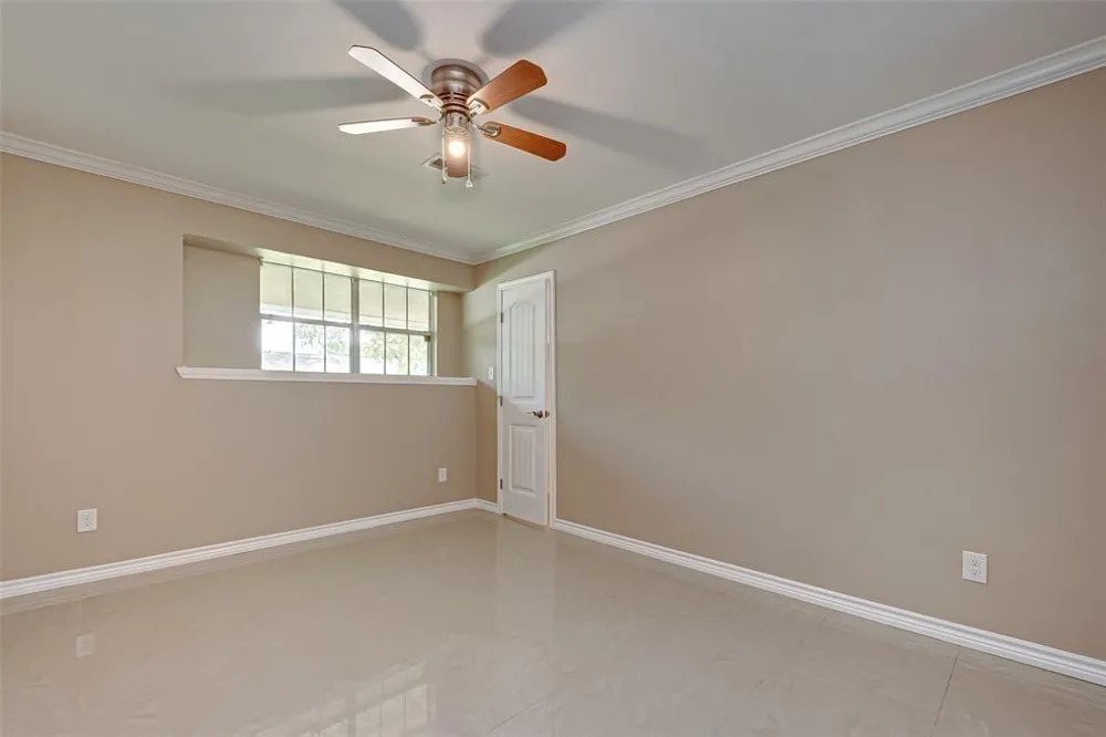 5811 Ludington Drive Houston, TX 77035