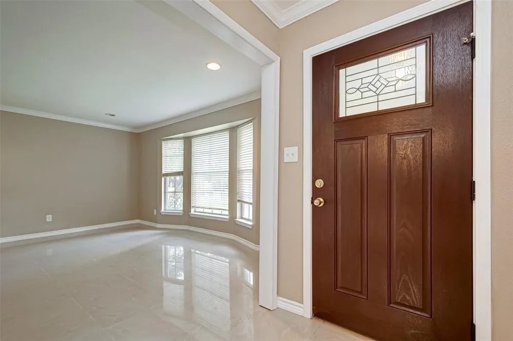 5811 Ludington Drive Houston, TX 77035