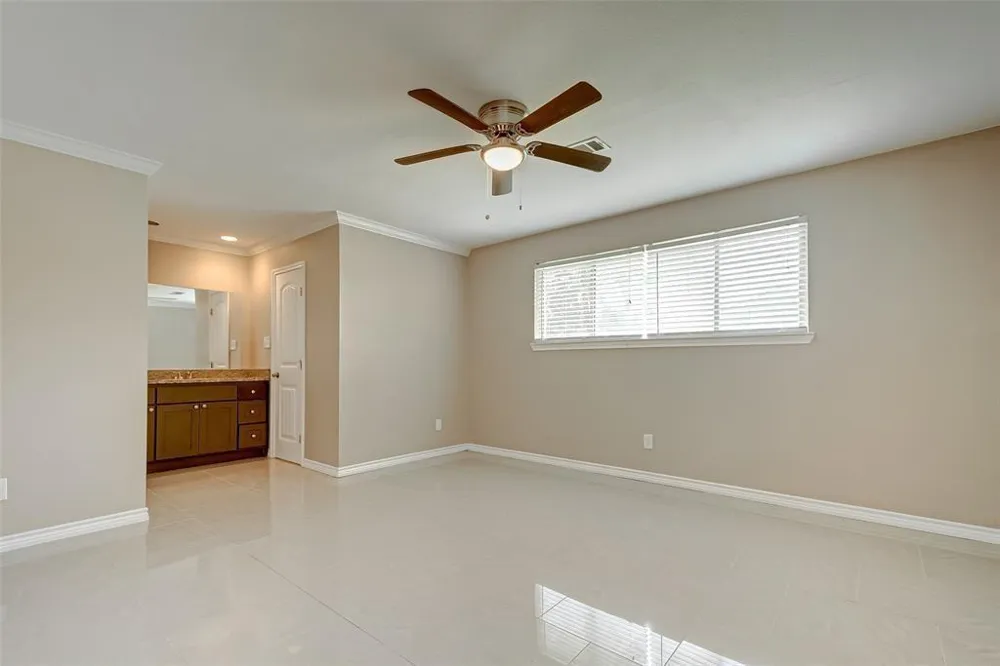 5811 Ludington Drive Houston, TX 77035