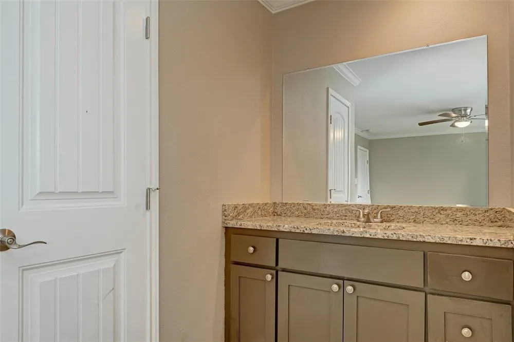 5811 Ludington Drive Houston, TX 77035