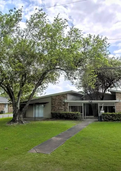 1503 Donovan Street #6