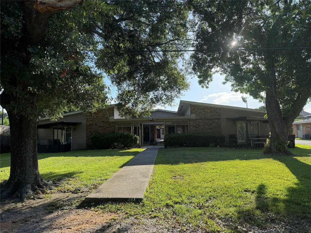 1503 Donovan Street #6 Baytown, TX 77520