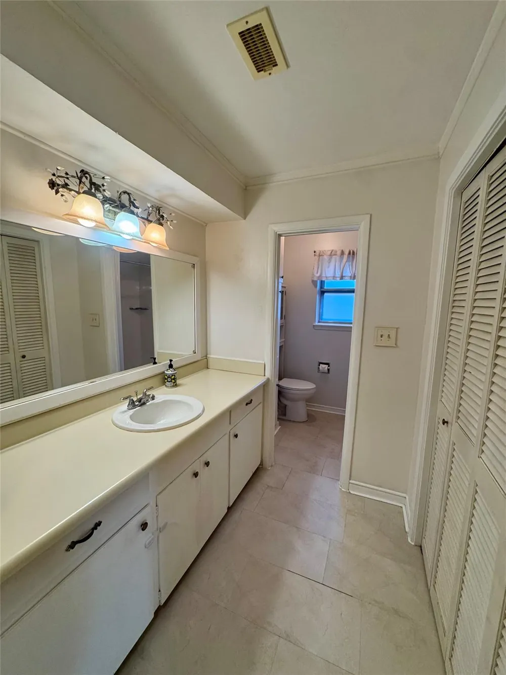 426 Shadow Creek Drive El Lago, TX 77586