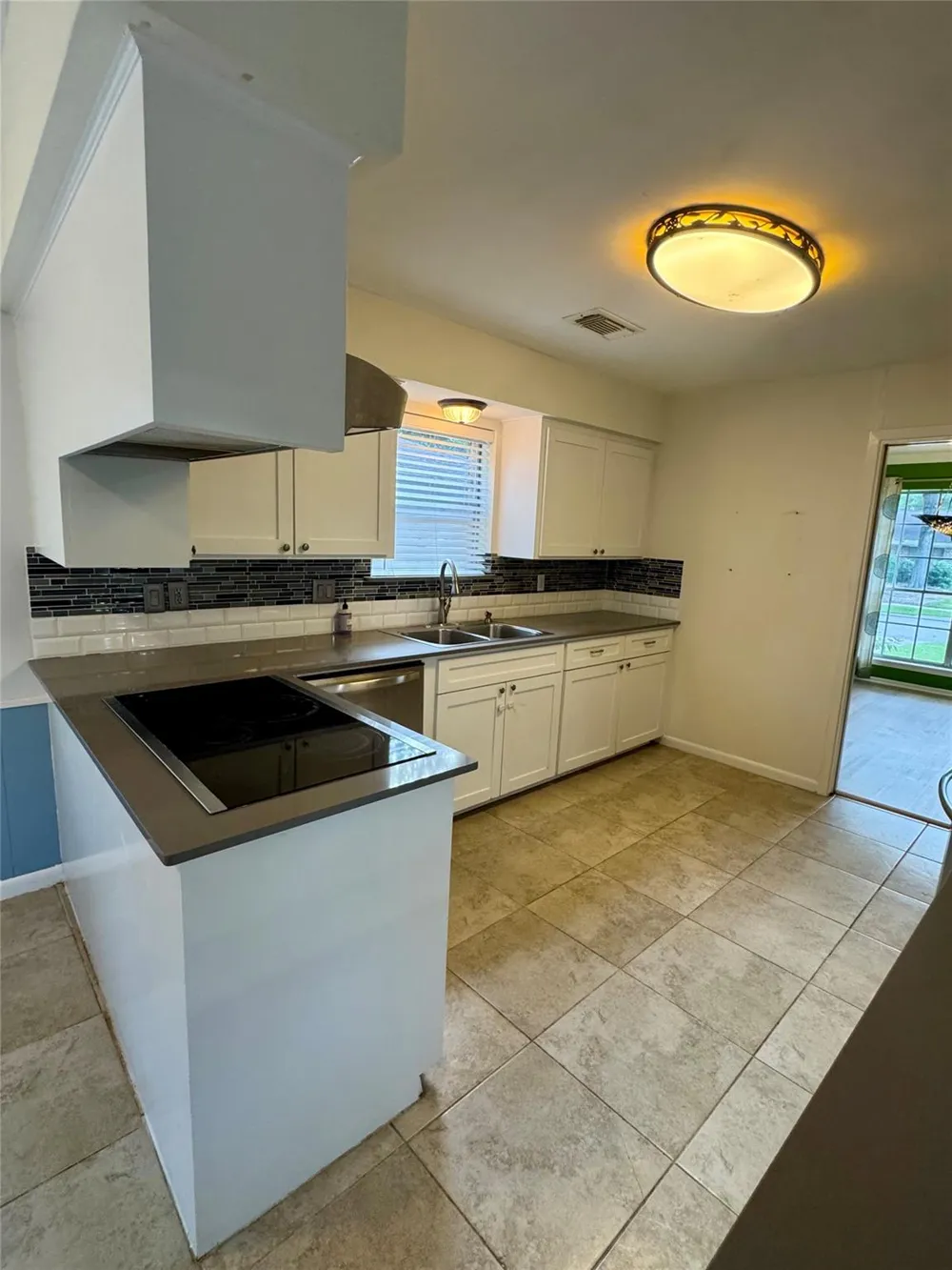 426 Shadow Creek Drive El Lago, TX 77586