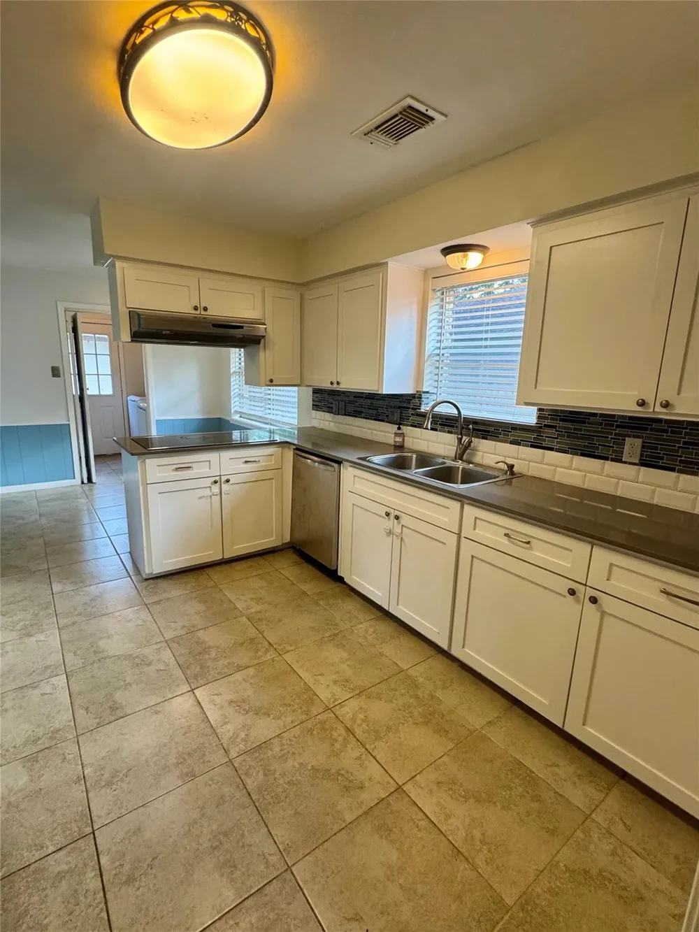 426 Shadow Creek Drive El Lago, TX 77586
