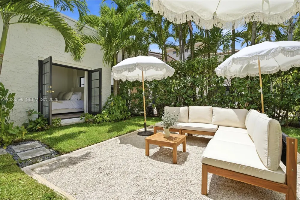 1220 Cordova St Coral Gables, FL 33134