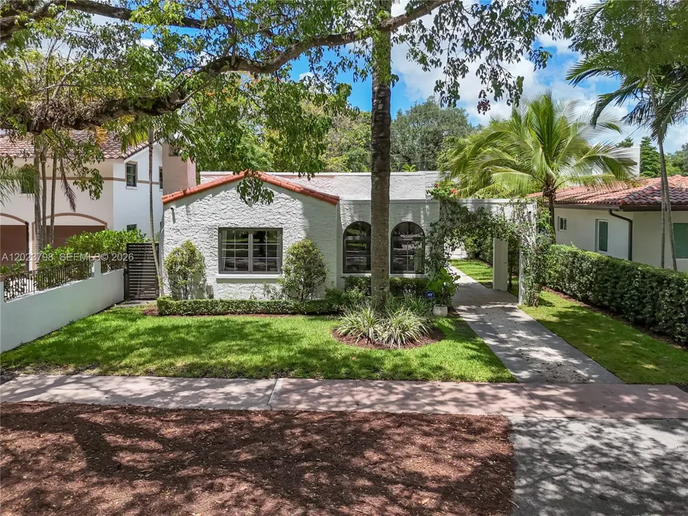 1220 Cordova St Coral Gables, FL 33134
