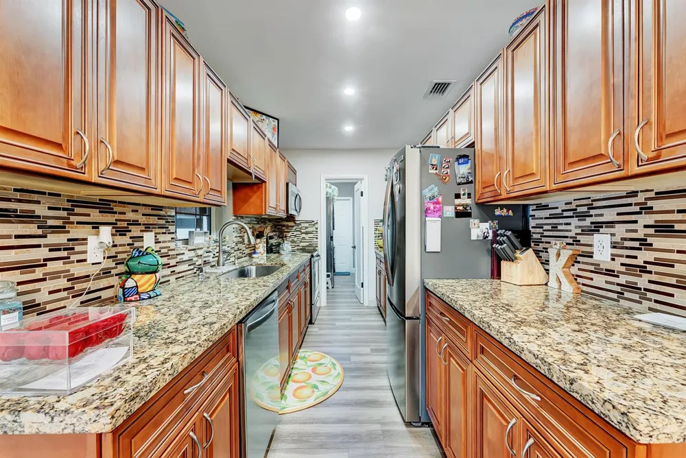 661 Eagle Circle Delray Beach, FL 33444