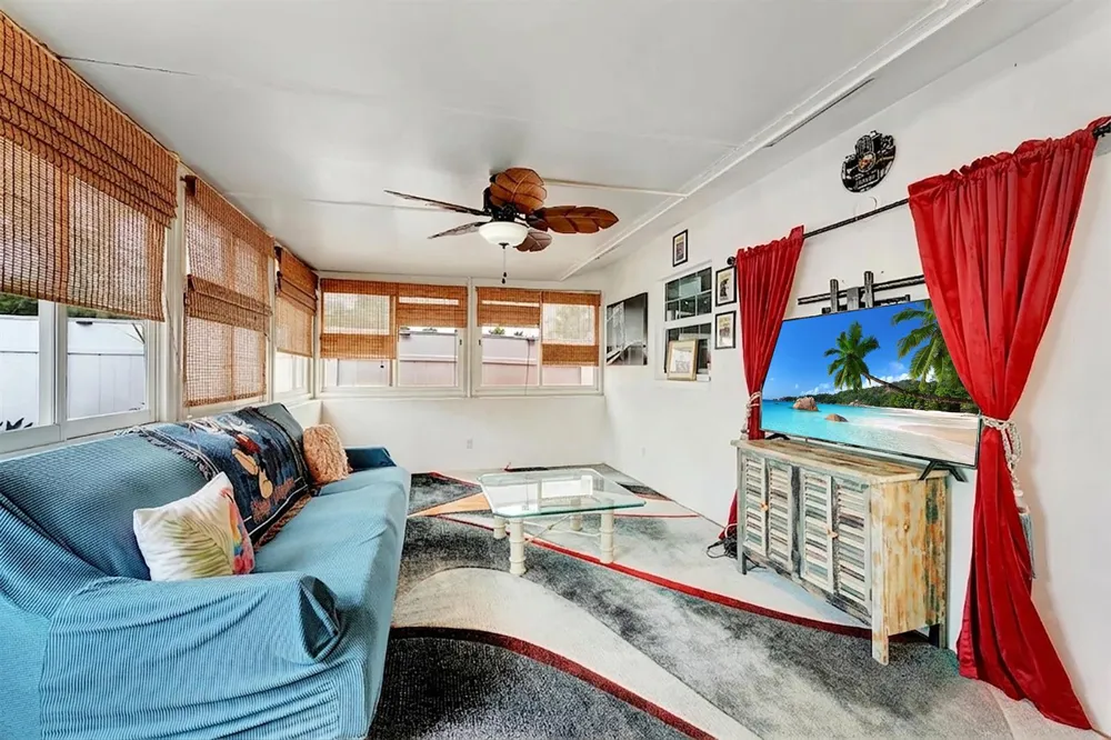 661 Eagle Circle Delray Beach, FL 33444