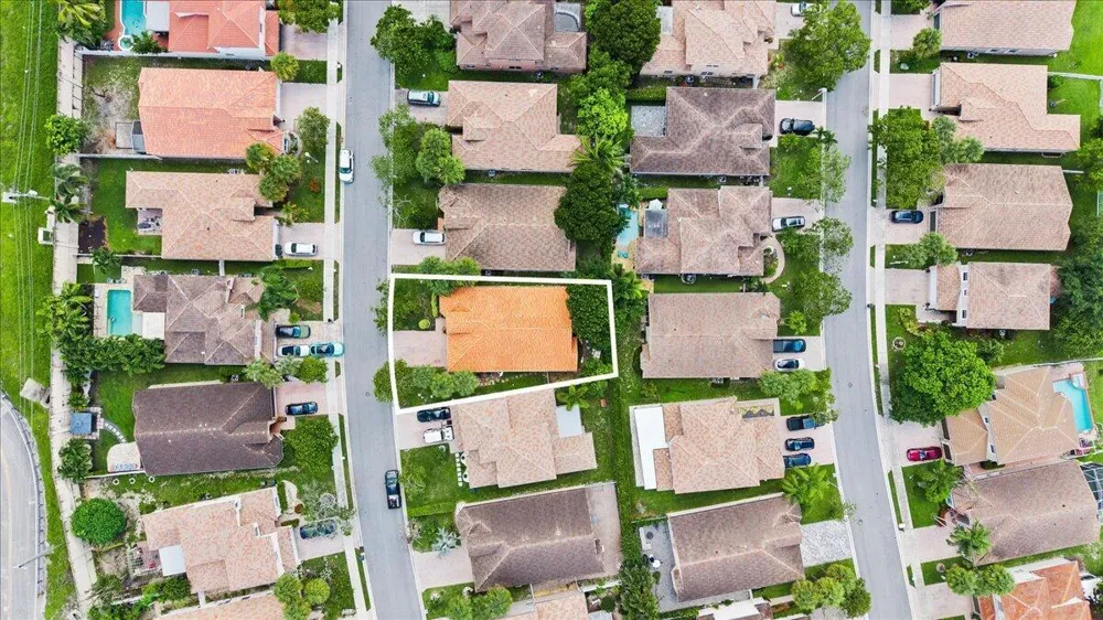 4033 NW 62nd Court Coconut Creek, FL 33073