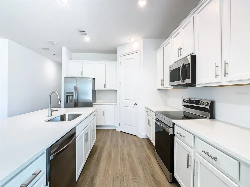 11165 GREEN CITRON ALLEY Winter Garden, FL 34787