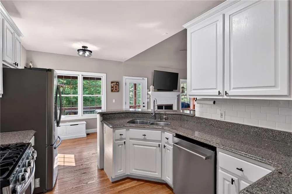 100 Pond Overlook Lane Morganton, GA 30560
