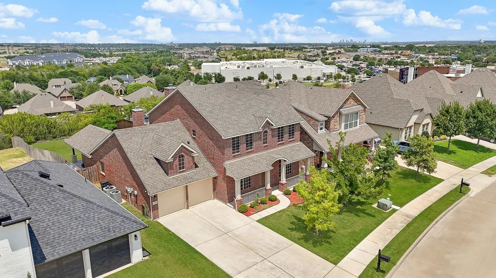 316 Bluffside Trail Benbrook, TX 76126