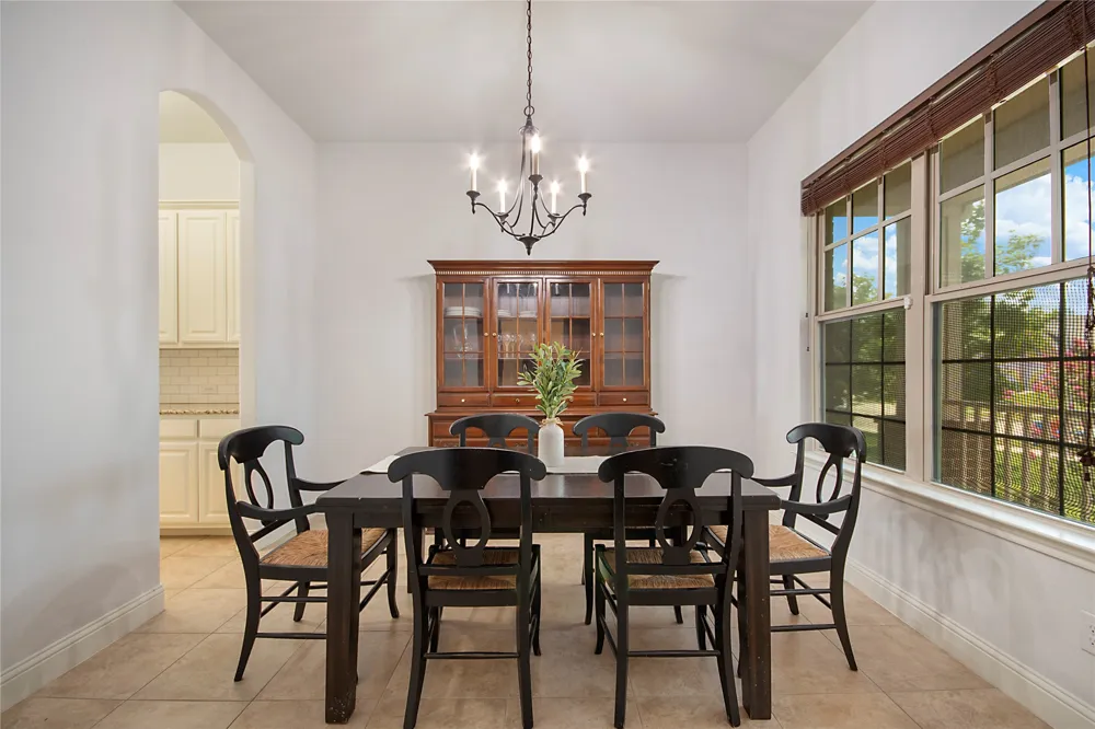 316 Bluffside Trail Benbrook, TX 76126
