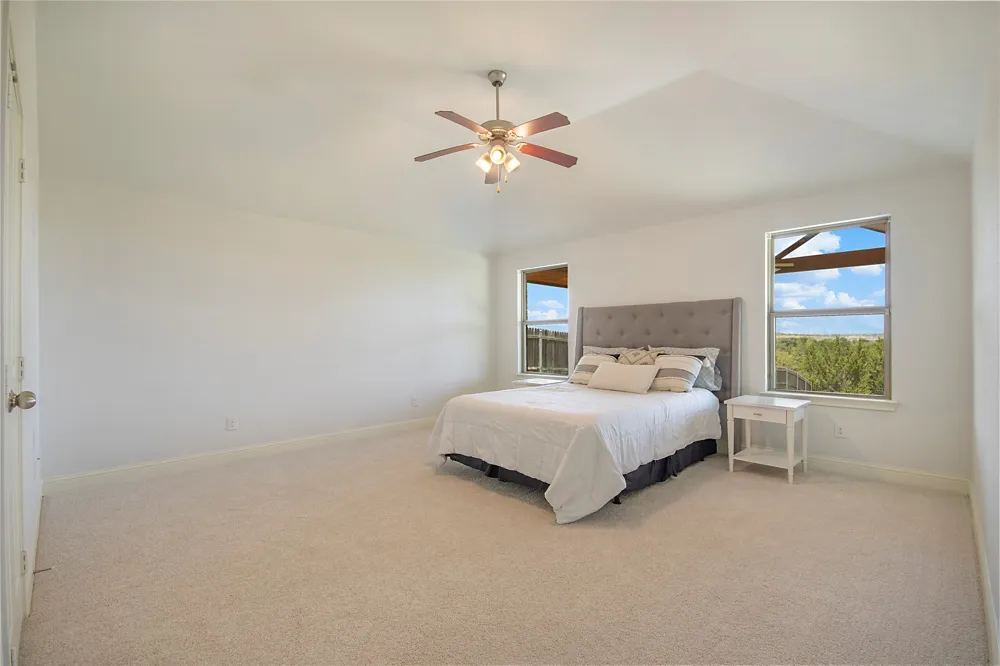 316 Bluffside Trail Benbrook, TX 76126