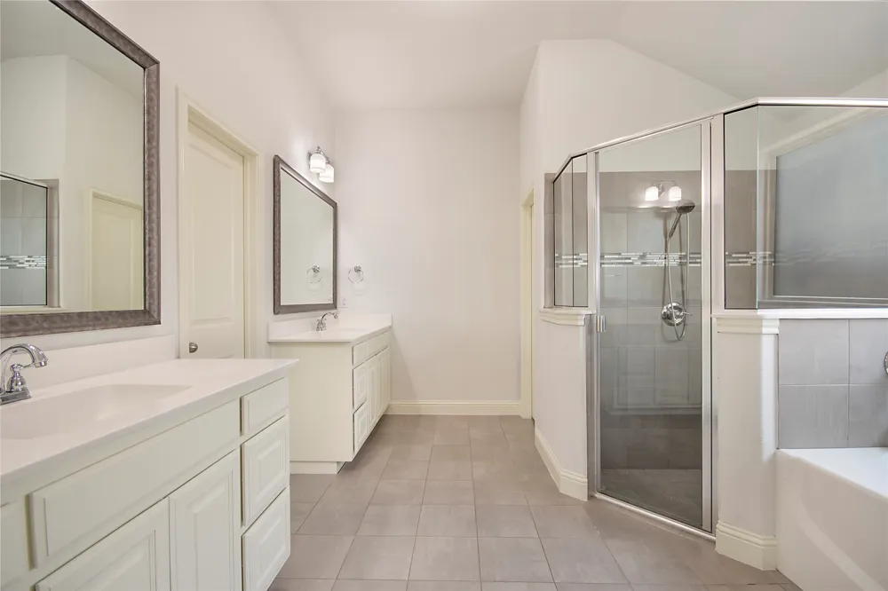 316 Bluffside Trail Benbrook, TX 76126