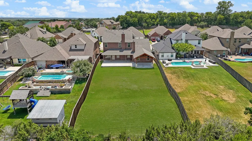 316 Bluffside Trail Benbrook, TX 76126