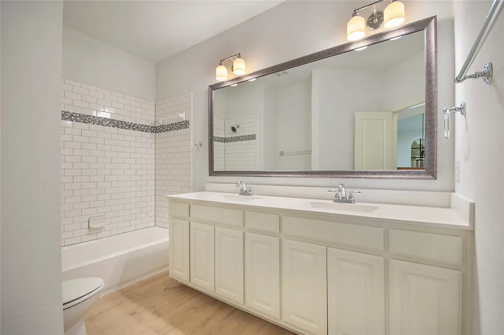 316 Bluffside Trail Benbrook, TX 76126