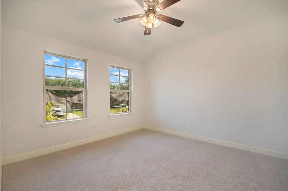 316 Bluffside Trail Benbrook, TX 76126