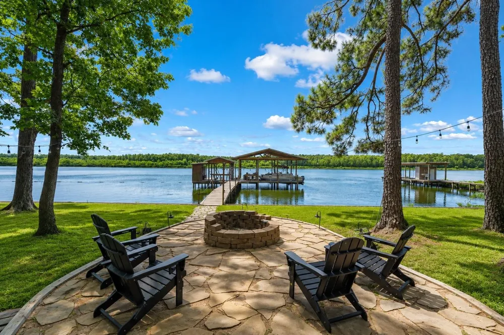 560 Deerwood Drive Trinity, TX 75862