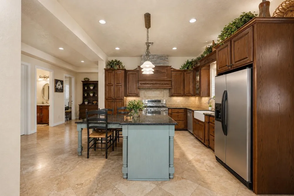 560 Deerwood Drive Trinity, TX 75862