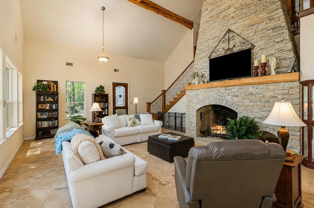 560 Deerwood Drive Trinity, TX 75862