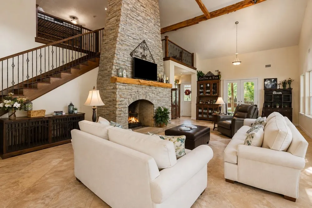 560 Deerwood Drive Trinity, TX 75862