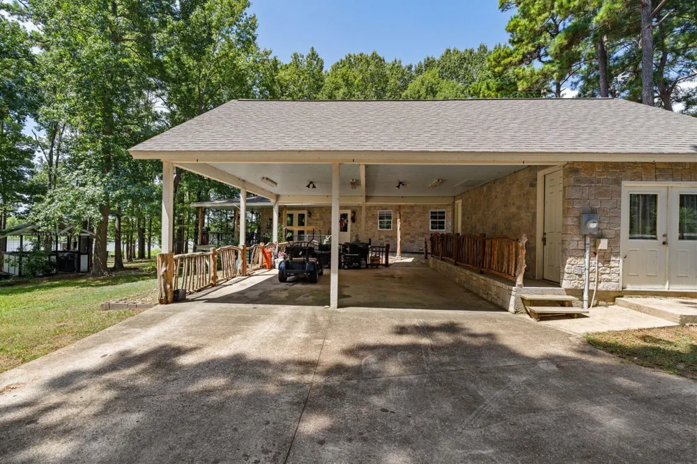560 Deerwood Drive Trinity, TX 75862