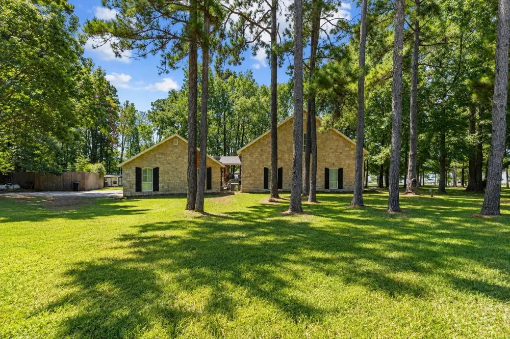 560 Deerwood Drive Trinity, TX 75862