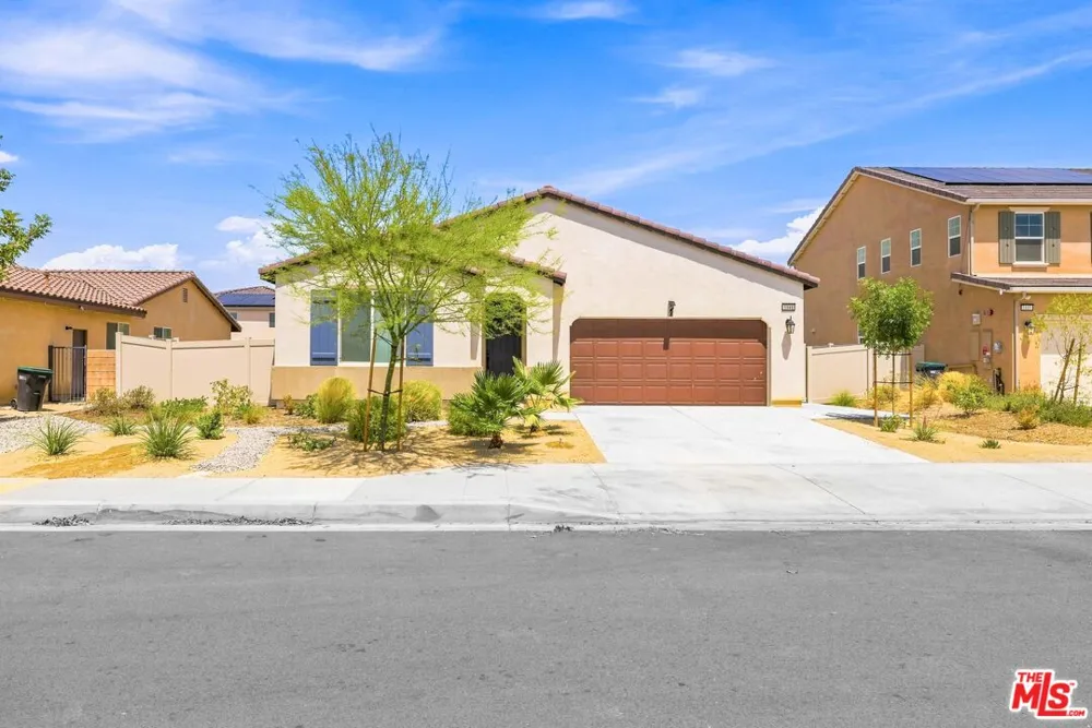 2141 Jenner Street Lancaster, CA 93535
