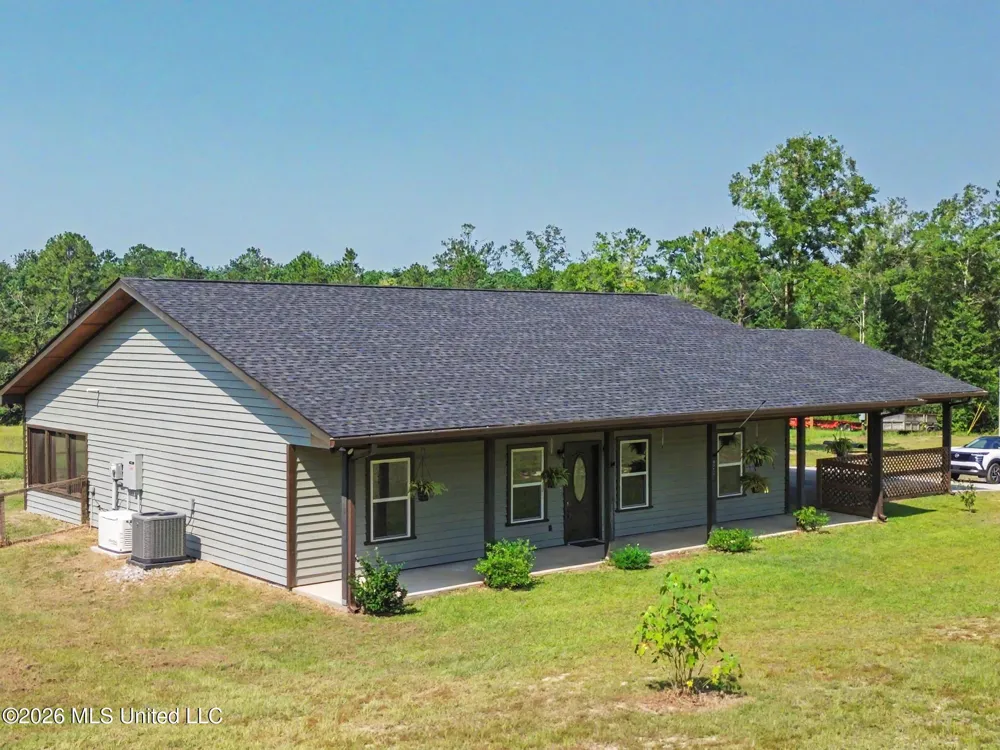 432 Paramount Church Road Perkinston, MS 39573