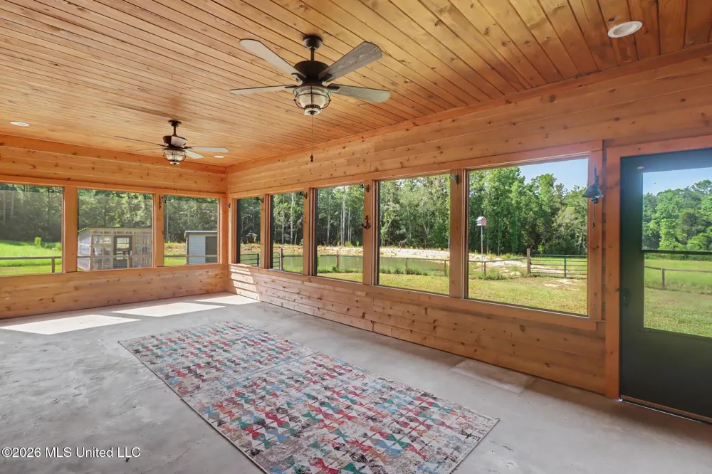 432 Paramount Church Road Perkinston, MS 39573