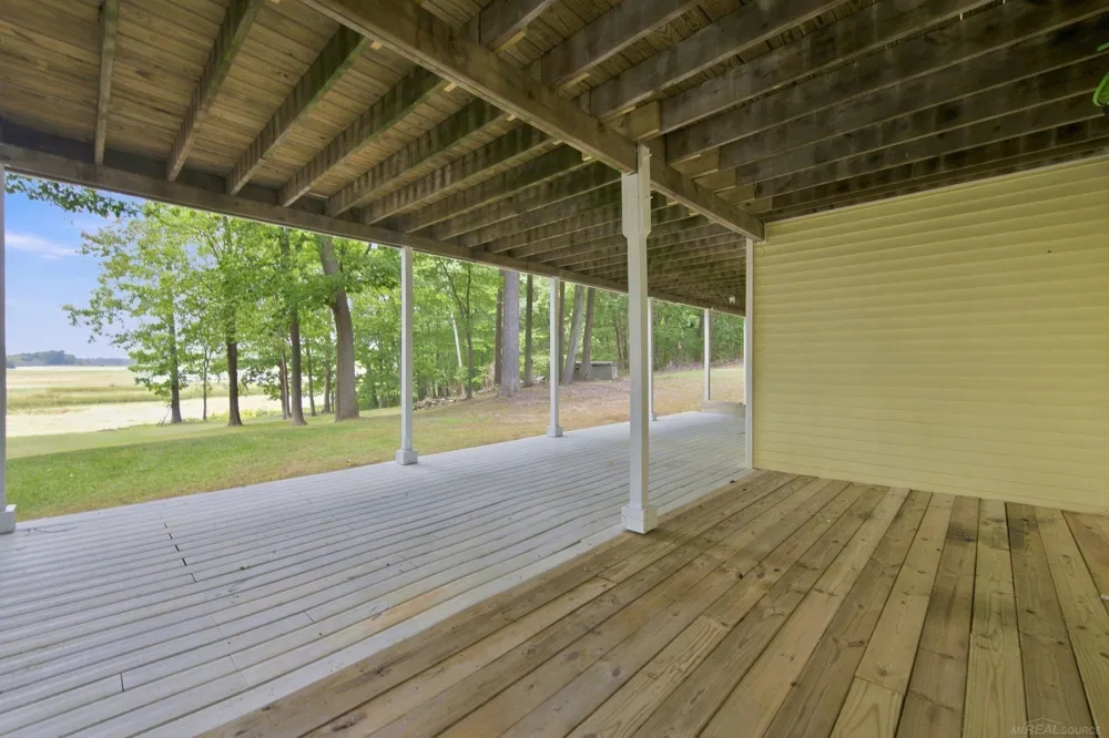 11490 Ely Road Springfield Charter Township, MI 48350