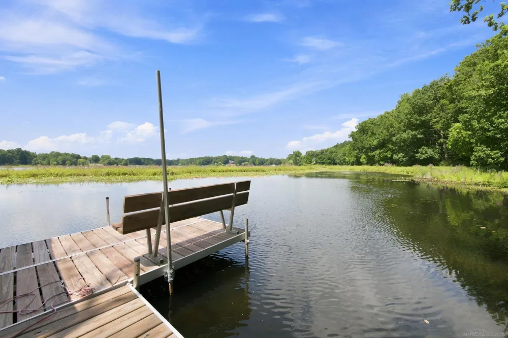 11490 Ely Road Springfield Charter Township, MI 48350