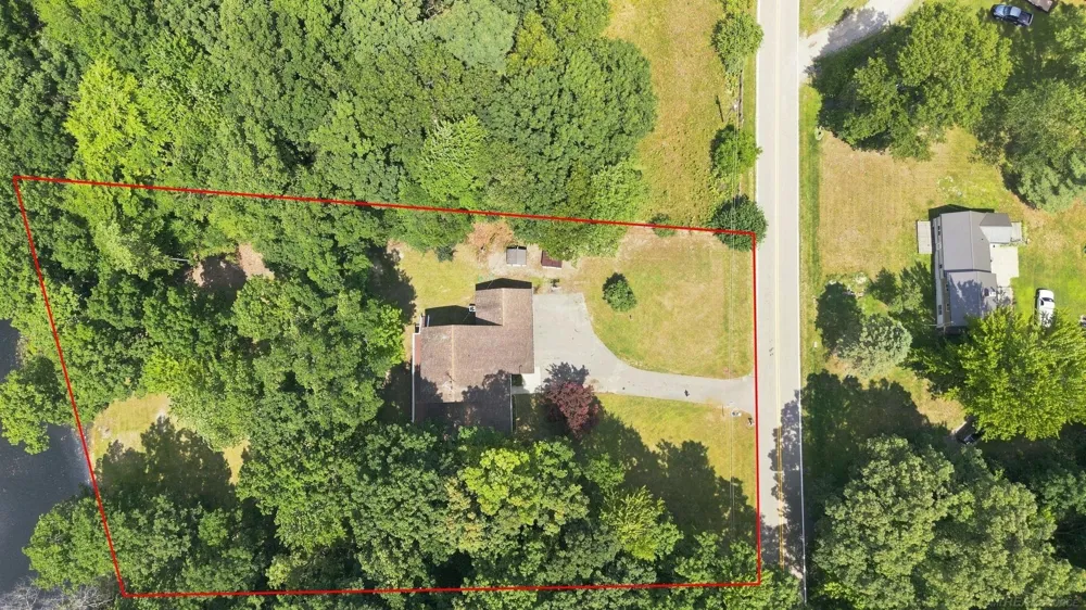 11490 Ely Road Springfield Charter Township, MI 48350
