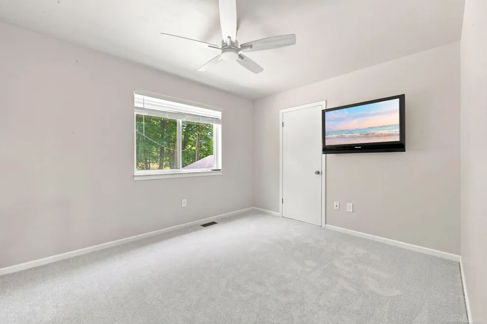 11490 Ely Road Springfield Charter Township, MI 48350