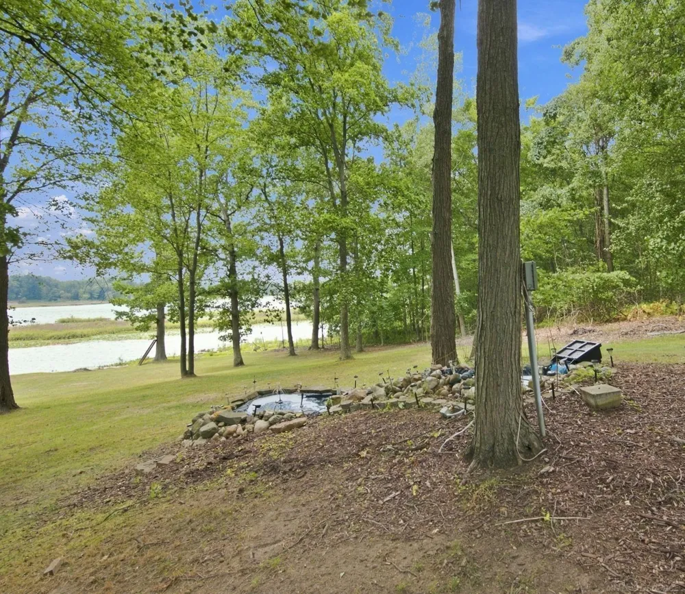 11490 Ely Road Springfield Charter Township, MI 48350