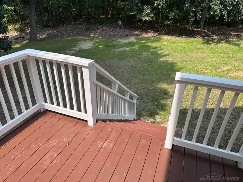 11490 Ely Road Springfield Charter Township, MI 48350