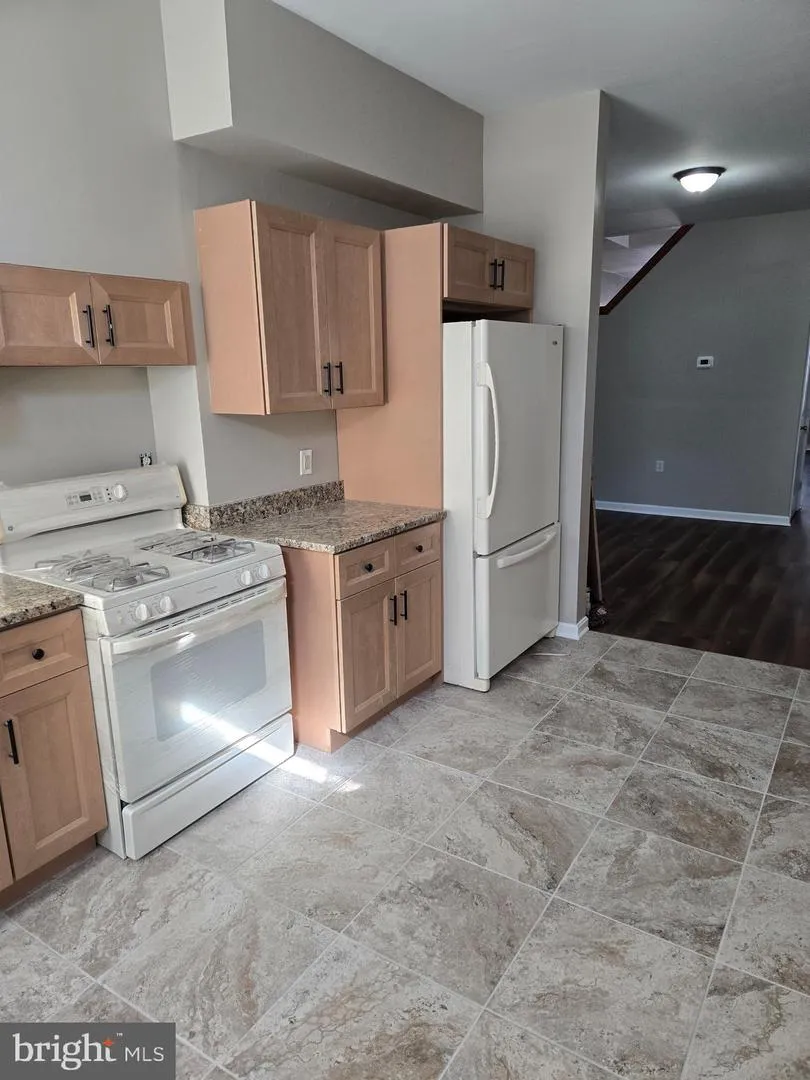2529 W FAIRMOUNT AVENUE Baltimore, MD 21223