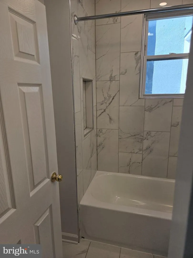2529 W FAIRMOUNT AVENUE Baltimore, MD 21223