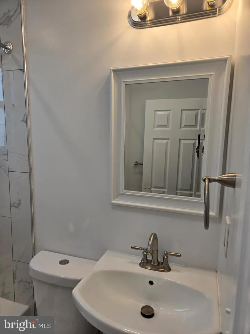 2529 W FAIRMOUNT AVENUE Baltimore, MD 21223