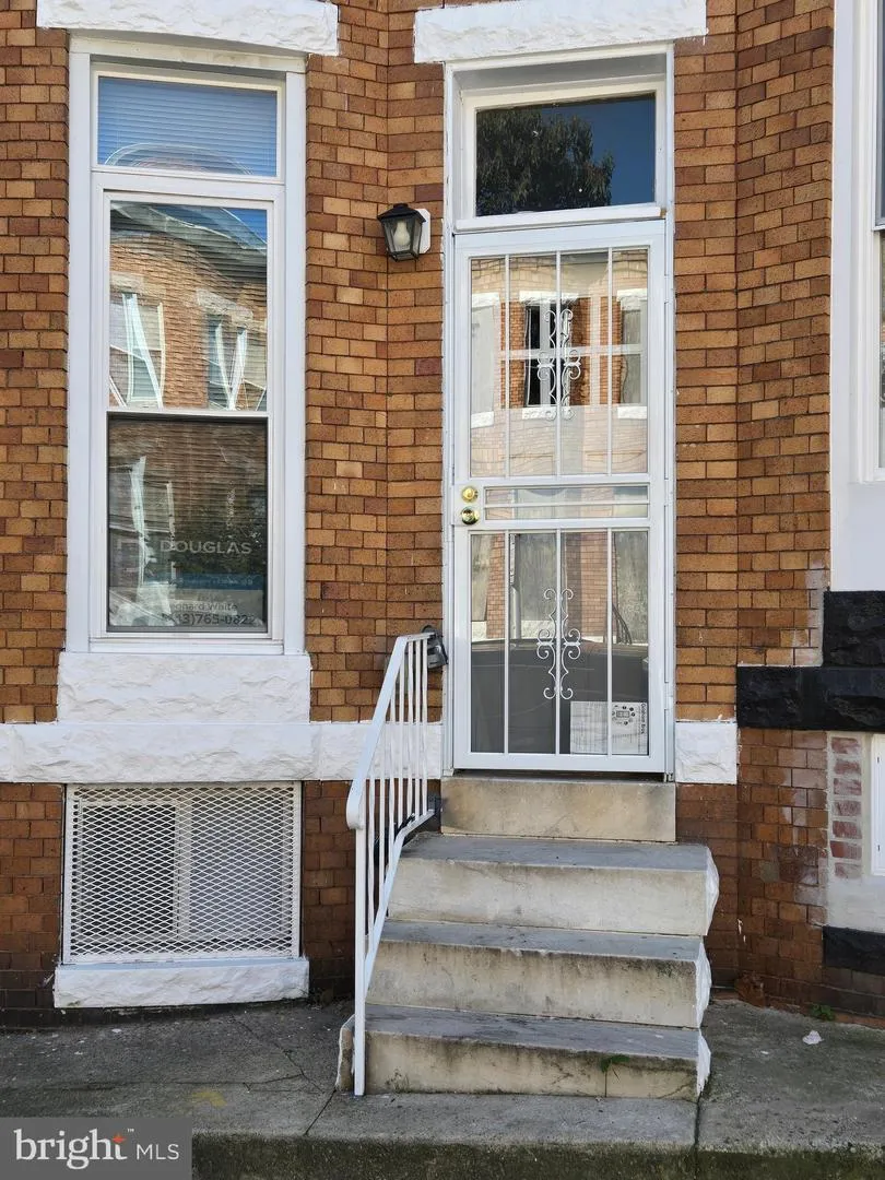 2529 W FAIRMOUNT AVENUE Baltimore, MD 21223