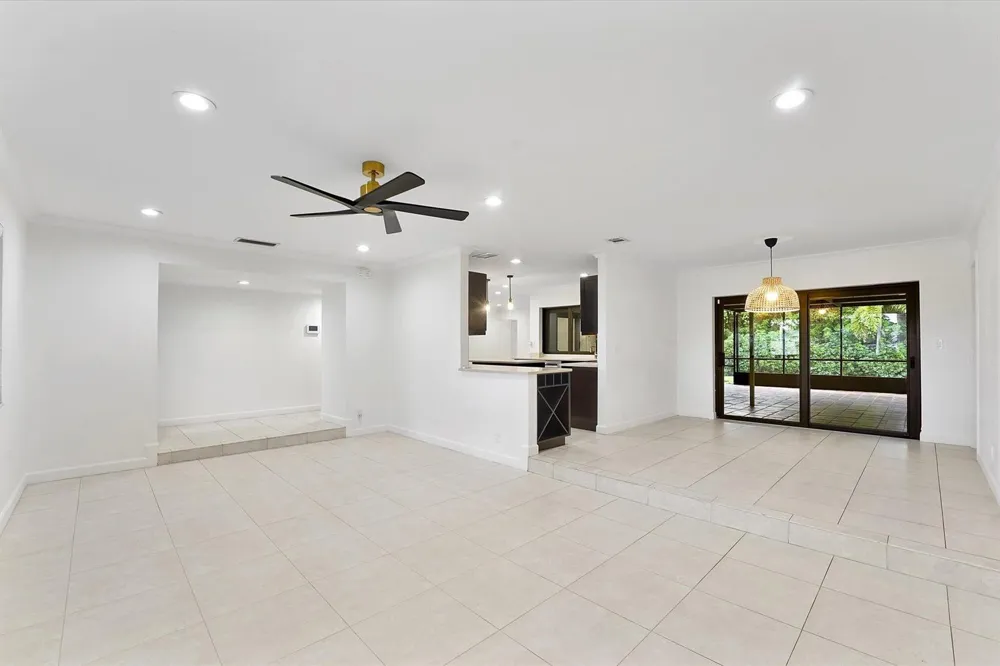 244 NW 102nd Terrace Plantation, FL 33324