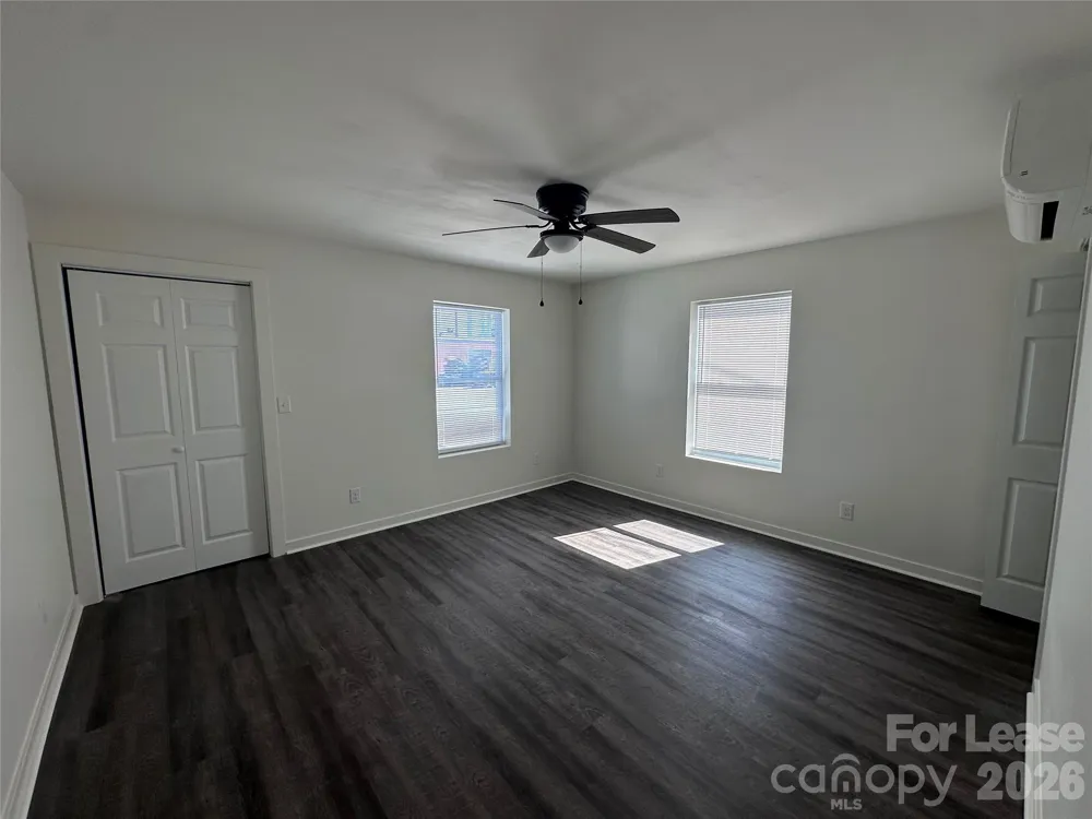 510 F AVENUE SE Hickory, NC 28601