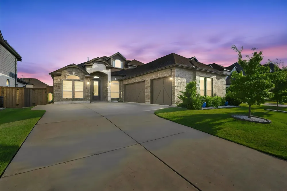 5812 Painswick Drive Celina, TX 76227