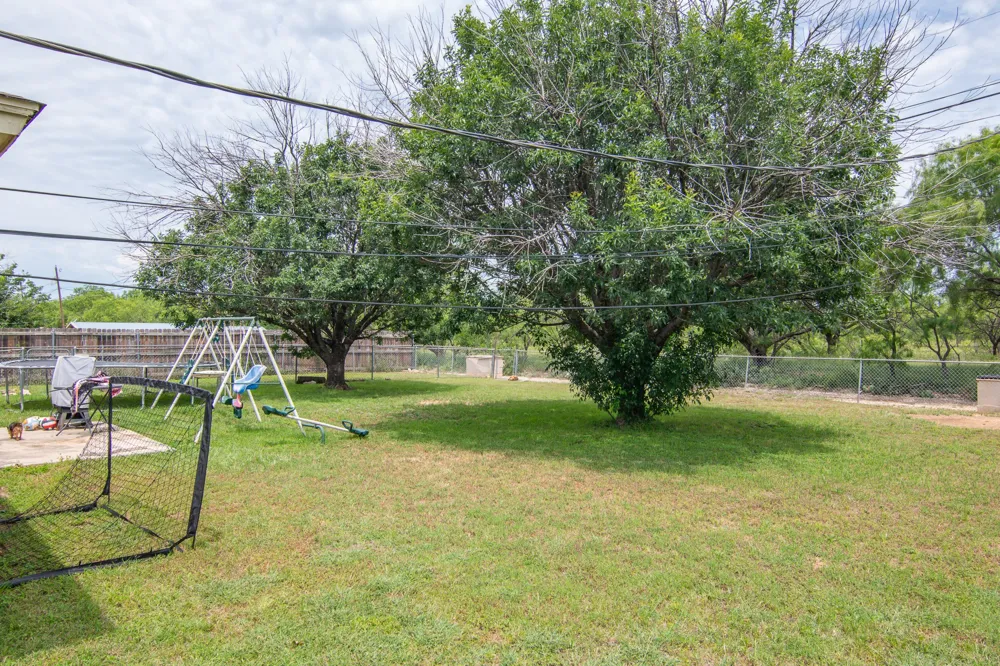 3814 Crestridge Drive Brownwood, TX 76801
