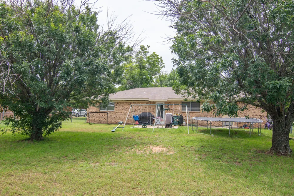 3814 Crestridge Drive Brownwood, TX 76801