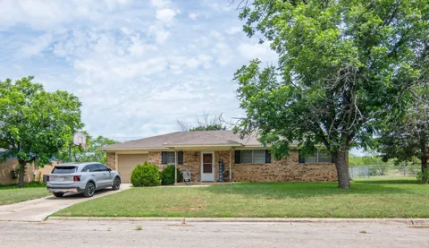 3814 Crestridge Drive