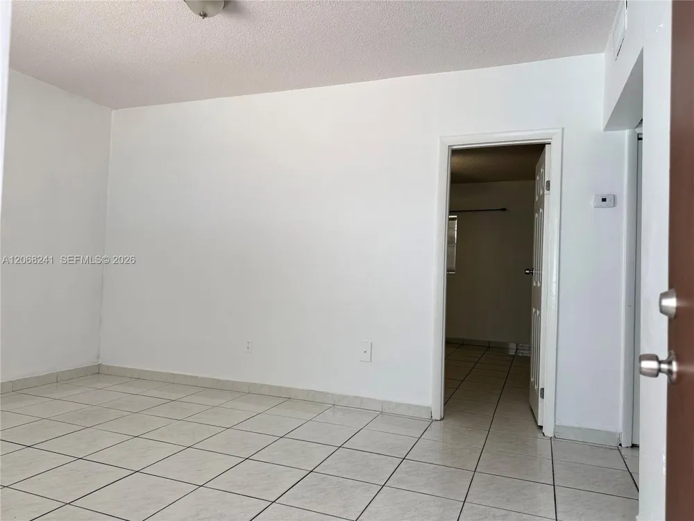 1735 NE 164th St #E104 North Miami Beach, FL 33162
