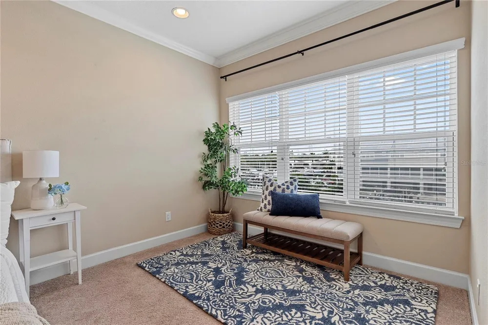 6043 ANCHORAGE WAY S St Petersburg, FL 33712
